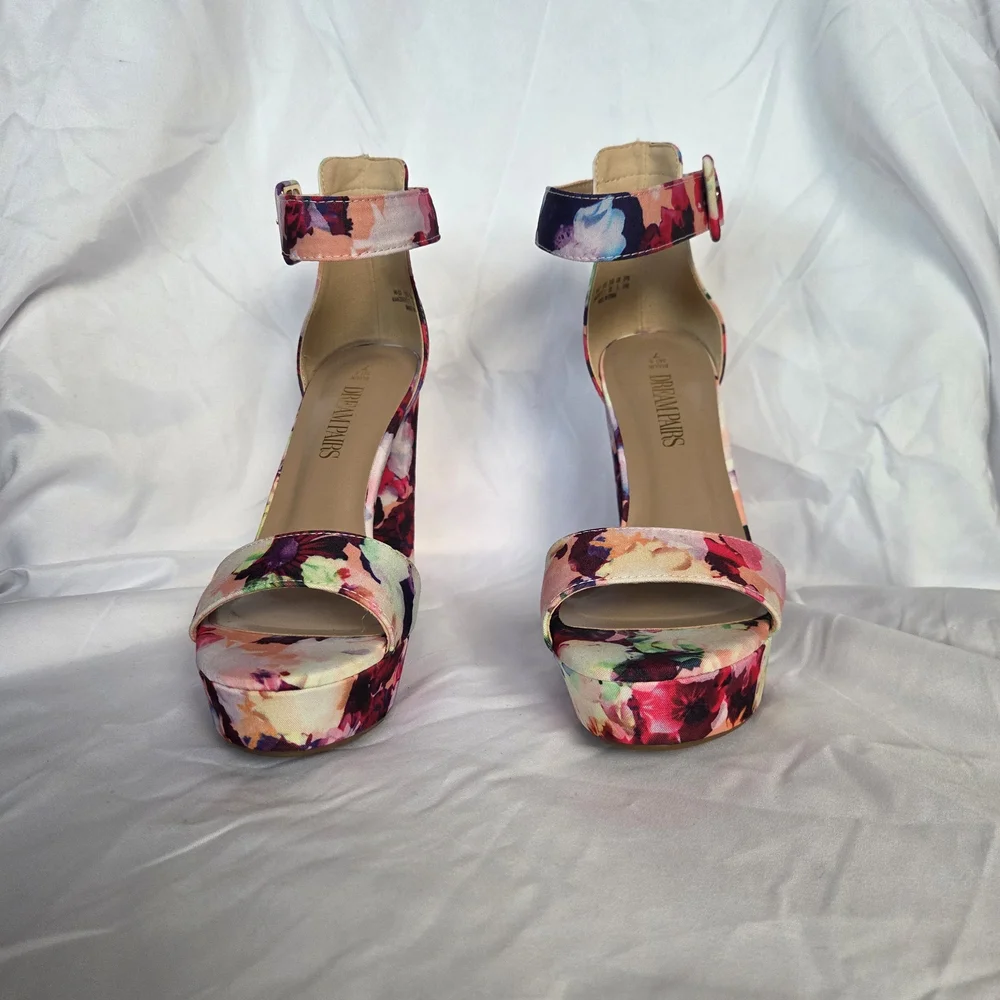 Women's Floral Platform Heels - Picture 2 of 16